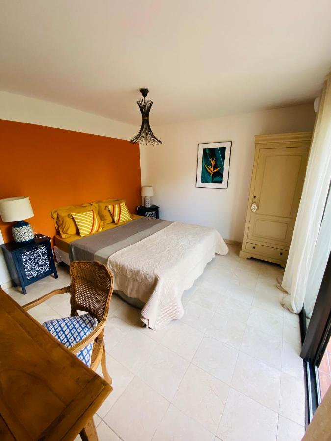 Chambre D Hote Entre Cigale Et Pagnol Apartment Peypin Luaran gambar